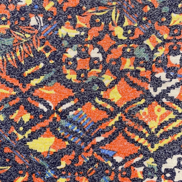 LulaRoe Geometric & Floral Perfect T Top-#0594 - Picture 8 of 12